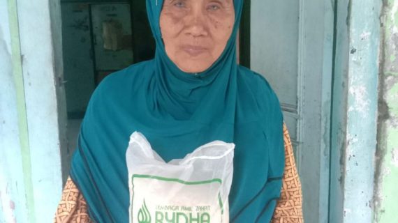 Penyaluran Zakat Fitrah Oleh LAZ RYDHA