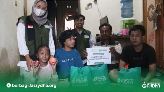 Penyaluran Bantuan Sembako untuk Difabel dan Paket Gizi untuk Anak Stunting di Kronjo, Kabupaten Tangerang