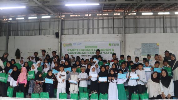 LAZ RYDHA Salurkan Santunan Yatim & Paket Hadiah Lebaran Untuk Yatim SD Binaan LAZ RYDHA dan Anak Yatim Desa Banyu Asih