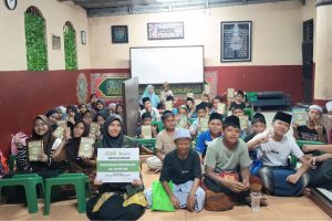Wujudkan Generasi Qur’ani, LAZ RYDHA Salurkan Amanah Sedekah Al-Qur’an Untuk Santri Majlis Ta’lim Ad-Dhaeroby, Cikupa