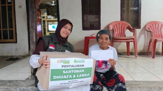 Perjuangan Wa Anih: Usia Renta, Rumah Sederhana, dan Semangat yang Tak Pernah Padam