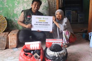Tanggap Bencana: LAZ RYDHA Salurkan Bantuan Instalasi Listrik untuk Korban Kebakaran di Mauk Tangerang
