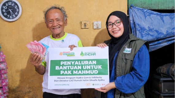 Wujud Kepedulian Bersama, LAZ RYDHA Salurkan Bantuan Donasi untuk Pak Mahmud Melalui Program RYDHA Care dan Solidarity