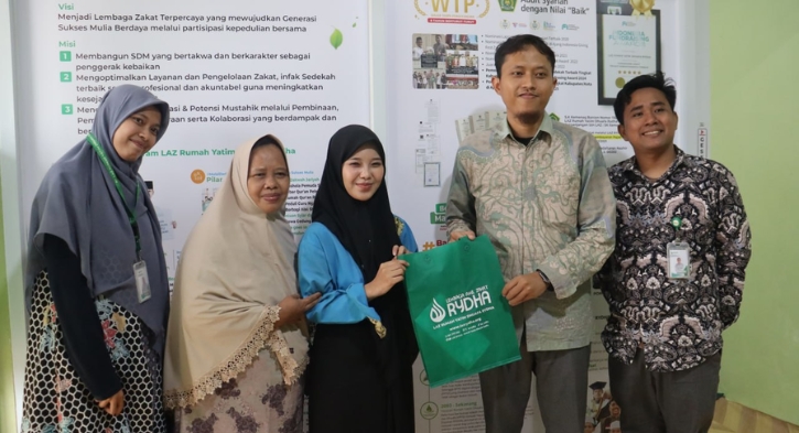 Anak Satpam Lolos Beasiswa Tiongkok: Kisah Inspiratif Ghania, Penerima B-BEST (Bantuan Bea Study) LAZ Rumah Yatim Dhuafa Rydha